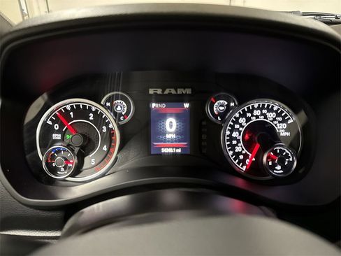 Used 2024 RAM 3500 Big Horn image 12