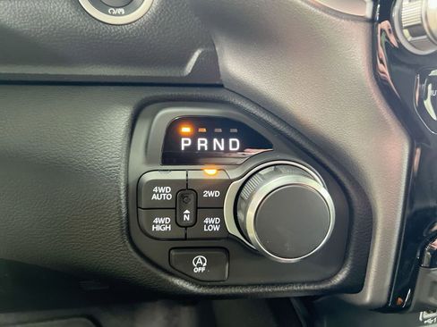 New 2026 RAM 1500 Big Horn AWD/4WD image 17