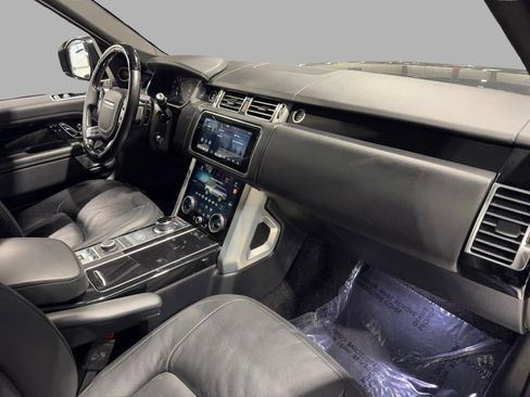 Used 2020 Land Rover Range Rover HSE image 30