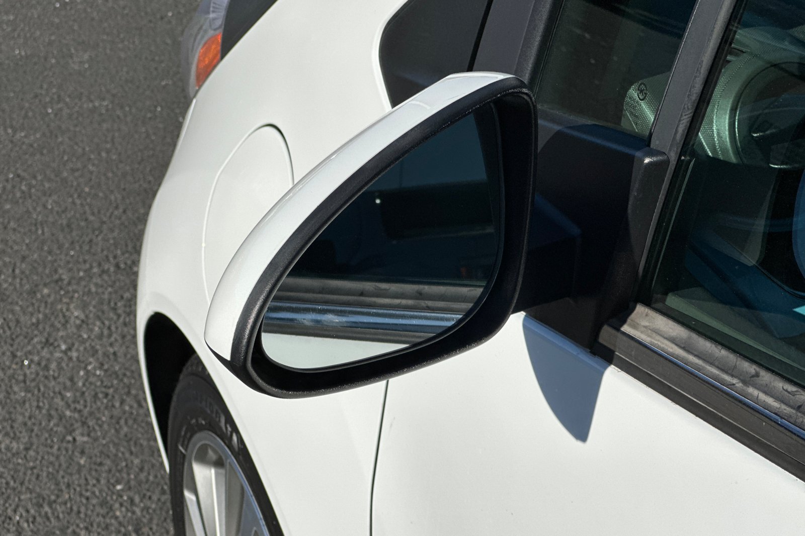 Used 2014 Chevrolet Spark LT FWD image 50