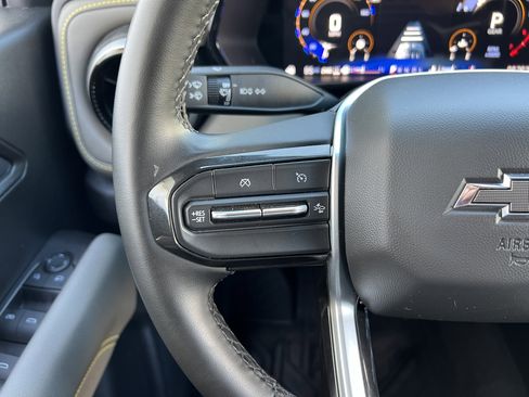 Used 2024 Chevrolet Colorado ZR2 w/ Technology Package AWD/4WD image 24