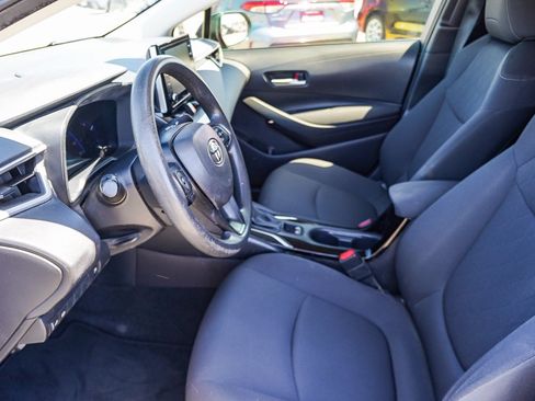 Used 2021 Toyota Corolla LE w/ Carpet Mat Package (TMS) FWD image 18