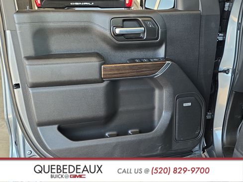 Used 2021 Chevrolet Silverado 1500 LT Trail Boss w/ Convenience Package II AWD/4WD image 10