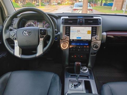 Used 2023 Toyota 4Runner Limited image 15