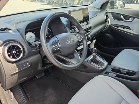 Used 2022 Hyundai Kona Limited AWD/4WD image 14