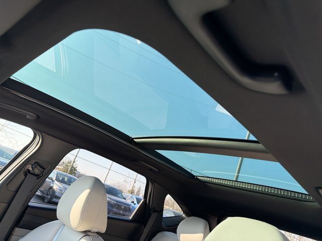New 2025 Hyundai Tucson Limited AWD/4WD image 18