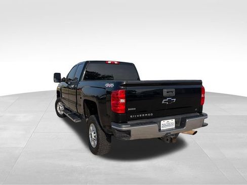 Used 2019 Chevrolet Silverado 2500 LT w/ LT Convenience Package AWD/4WD image 4
