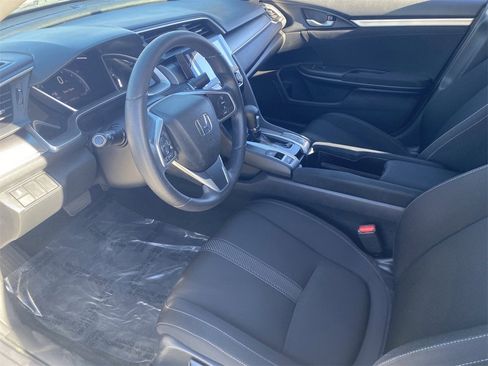 Used 2018 Honda Civic EX image 16