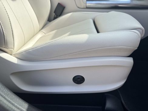 Used 2025 Mercedes-Benz GLA 250 image 13