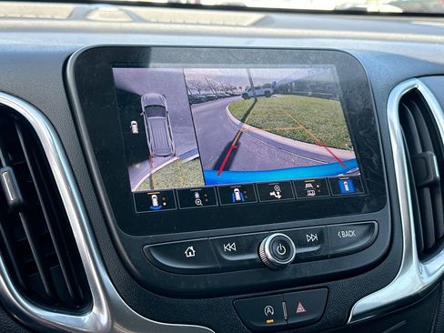 Used 2024 Chevrolet Equinox LT image 14