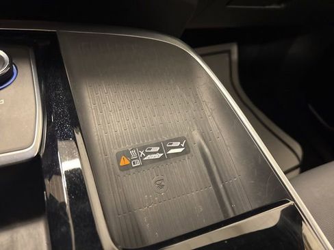 Used 2025 Buick Enclave Preferred image 23