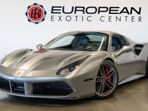Used 2017 Ferrari 488 Spider image 27