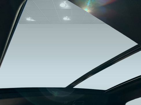 New 2026 Volkswagen Atlas Cross Sport SE image 13