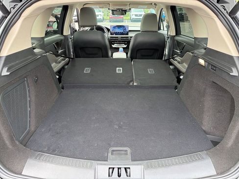 Used 2024 Lincoln Corsair AWD w/ Equipment Group 101A image 9