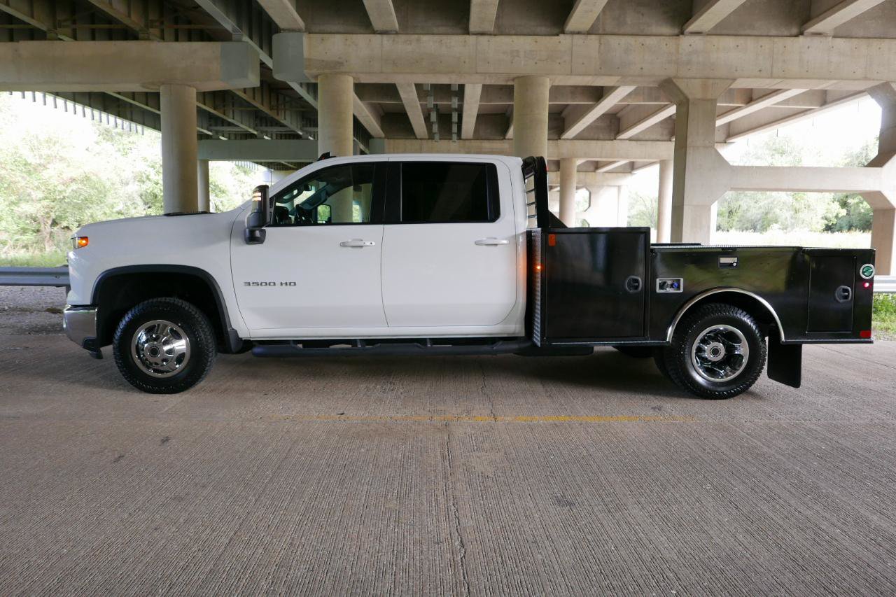 Used 2025 Chevrolet Silverado 3500 LT w/ Convenience Package AWD/4WD image 26