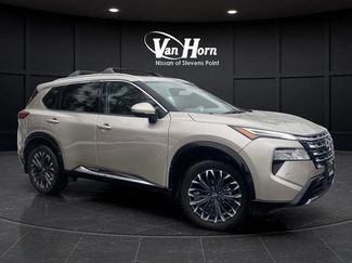 Used 2025 Nissan Rogue Platinum video 1