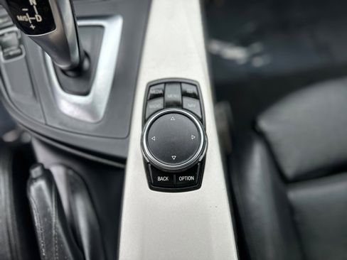 Used 2016 BMW 320i xDrive Sedan AWD/4WD image 31
