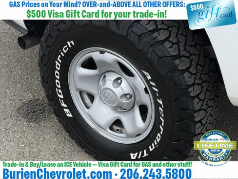 Used 2023 Toyota Tacoma SR AWD/4WD image 27