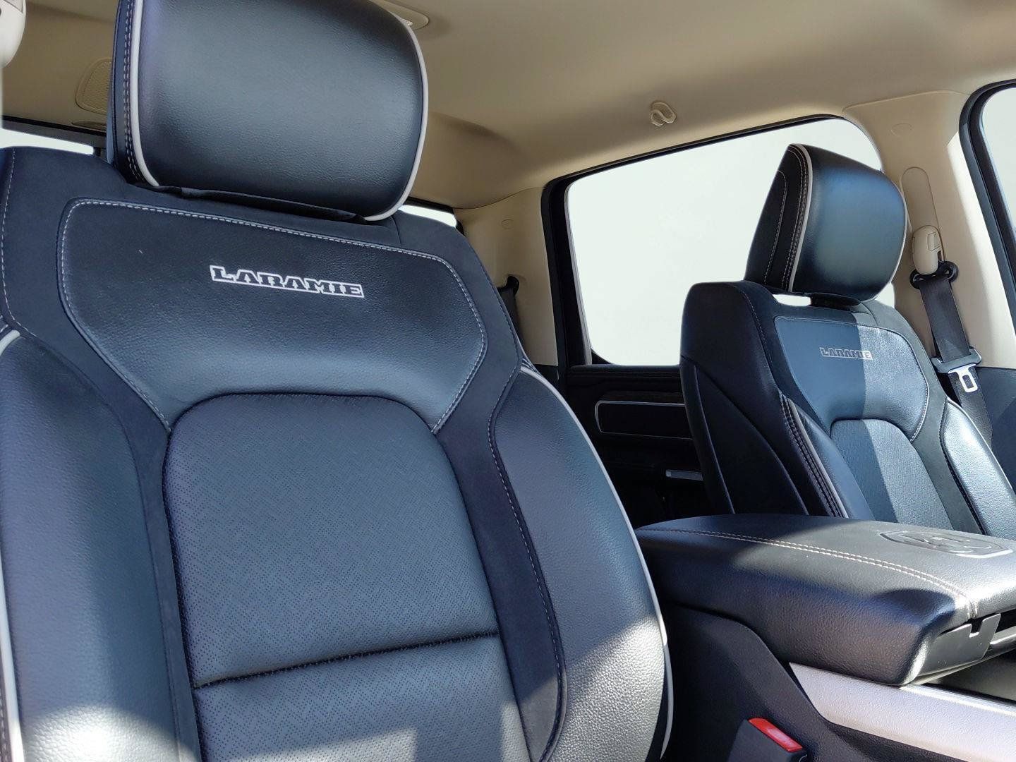 Used 2020 RAM 1500 Laramie AWD/4WD image 11