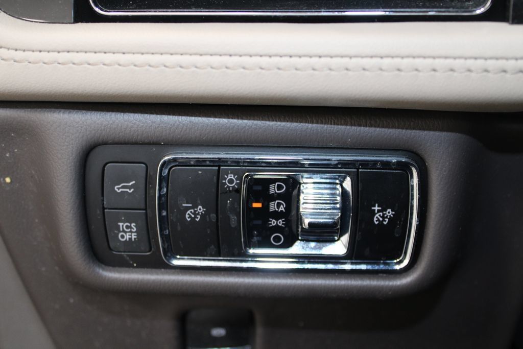 Used 2023 Lincoln Nautilus Reserve AWD/4WD image 42