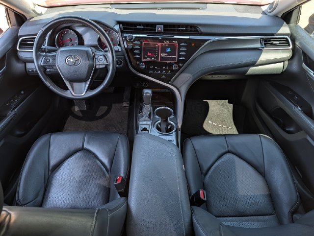 Used 2018 Toyota Camry XSE FWD image 10
