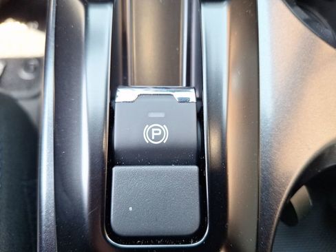Certified 2026 Subaru Forester AWD/4WD image 18
