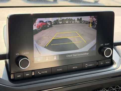 Used 2023 Honda Accord LX image 12