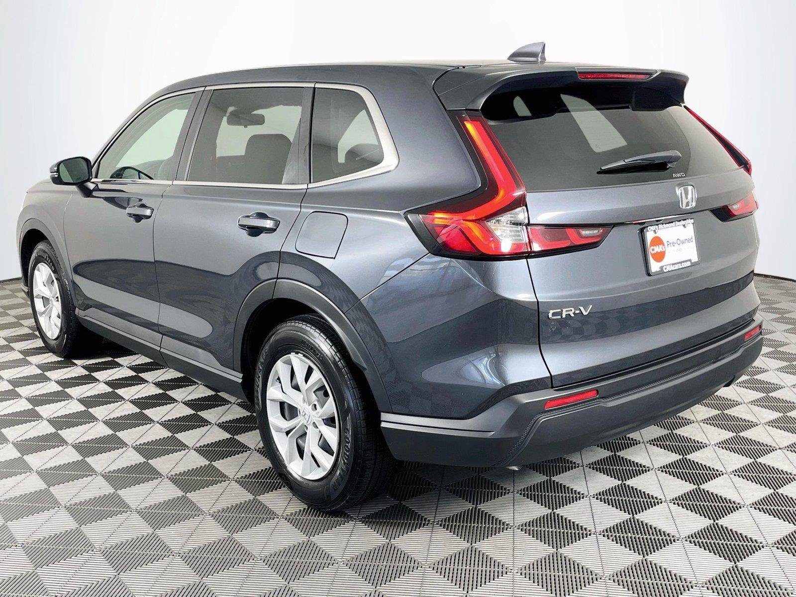 Used 2025 Honda CR-V LX image 7