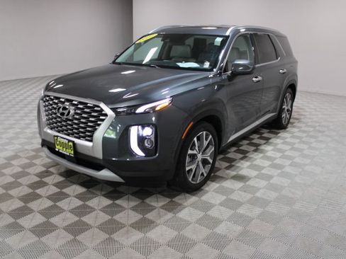 Used 2022 Hyundai Palisade SEL w/ 8P Bench Seat Package image 3