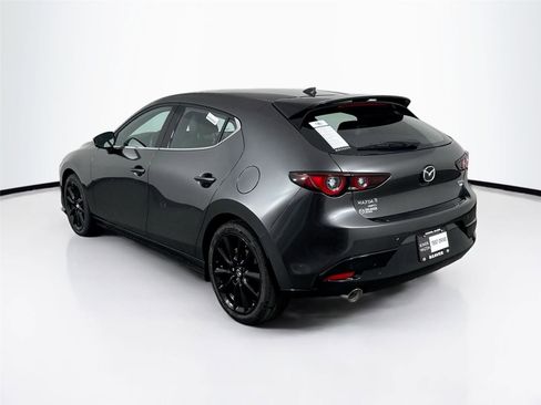 New 2026 MAZDA MAZDA3 Hatchback w/Premium Plus Pkg image 13