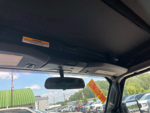 Used 2018 Jeep Wrangler Unlimited Sport AWD/4WD image 17