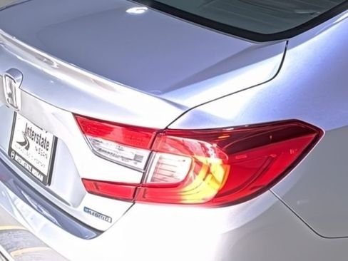 Used 2019 Honda Accord Hybrid image 13