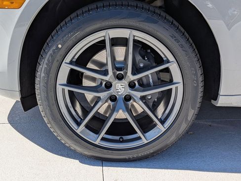 New 2026 Porsche Macan Turbo image 28