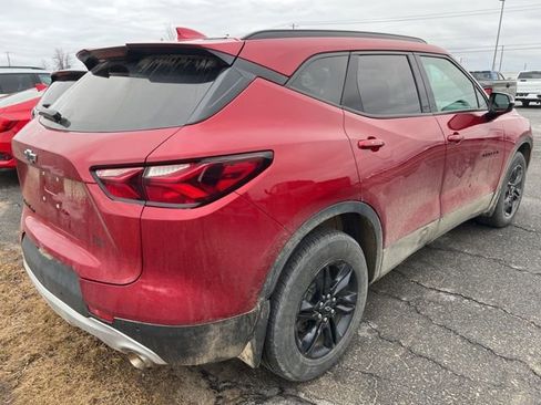 Used 2021 Chevrolet Blazer LT image 3