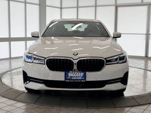 Used 2021 BMW 530e xDrive AWD/4WD image 3