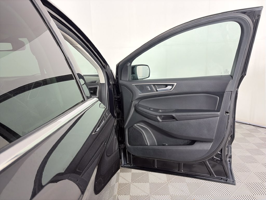 Certified 2024 Ford Edge SEL AWD/4WD image 30
