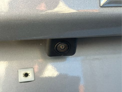 Certified 2023 Chevrolet Equinox LT w/ Driver Convenience Package image 16