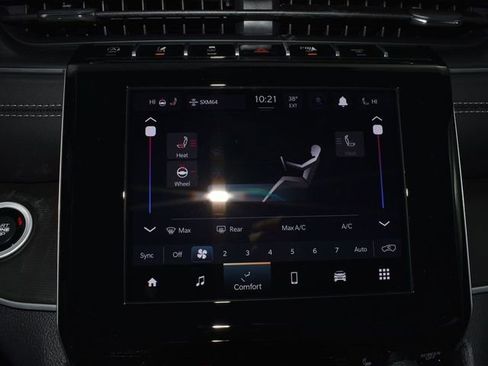 New 2025 Jeep Grand Cherokee Altitude w/ MOPAR Finishing Package AWD/4WD image 24