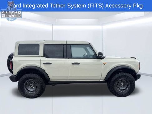 Used 2025 Ford Bronco Badlands AWD/4WD image 4