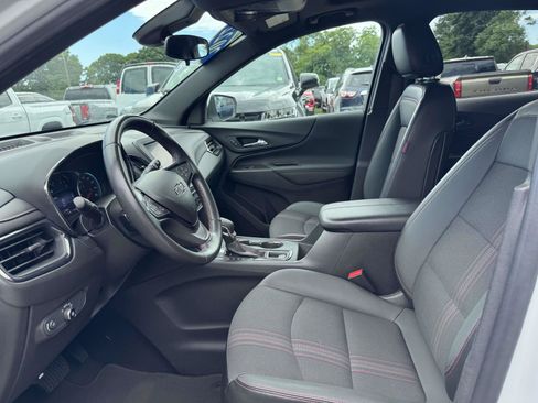 Used 2022 Chevrolet Equinox RS AWD/4WD image 13