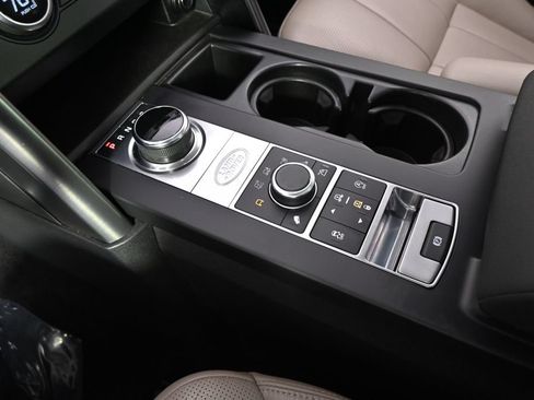 Used 2020 Land Rover Discovery Landmark AWD/4WD image 33