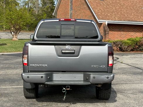 Used 2019 Nissan Frontier PRO-4X image 5