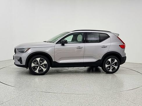 New 2026 Volvo XC40 B5 Plus w/ Climate Package AWD/4WD image 8