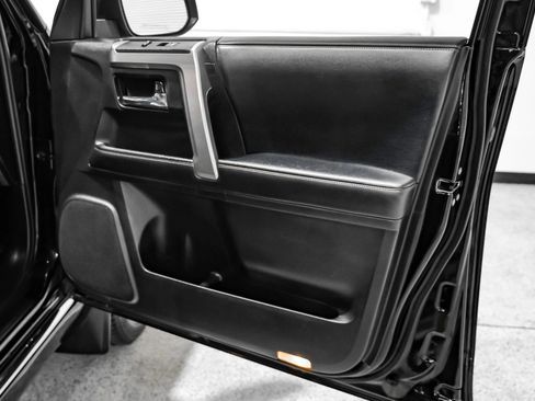 Used 2018 Toyota 4Runner Limited RWD image 49