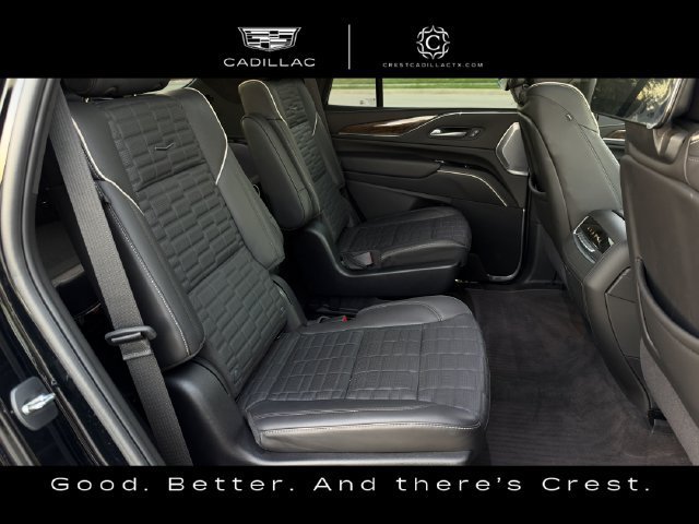 Used 2024 Cadillac Escalade Premium Luxury Platinum AWD/4WD image 30