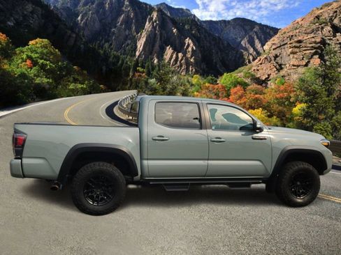 Used 2021 Toyota Tacoma TRD Pro AWD/4WD image 2