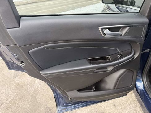Used 2017 Ford Edge Titanium w/ Technology Package image 14