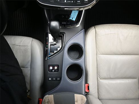 Used 2013 Toyota Avalon XLE Premium image 15