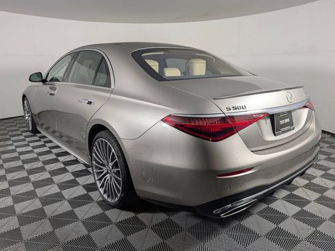 Used 2024 Mercedes-Benz S 580 4MATIC Sedan image 3