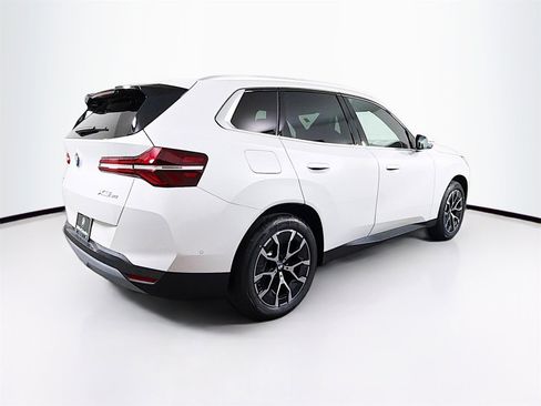 New 2026 BMW X3 xDrive30 w/ Premium Package image 7